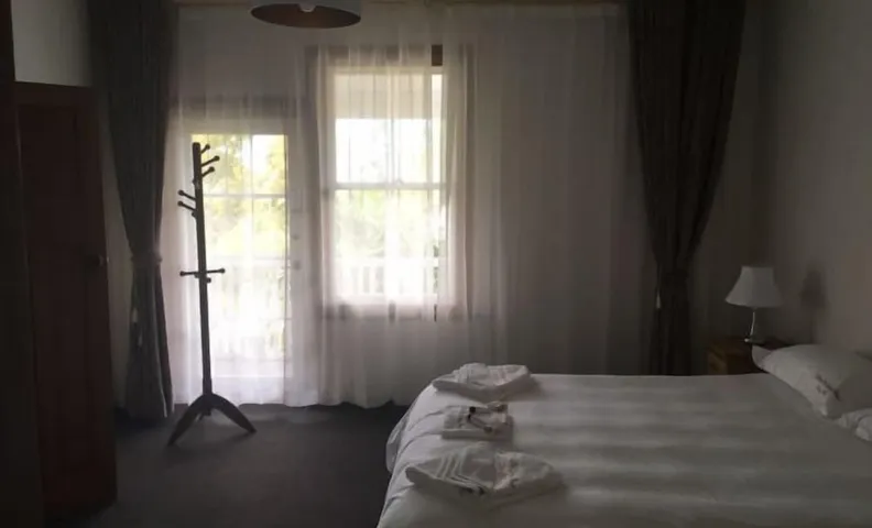 Te Puia Hot Springs Hotel