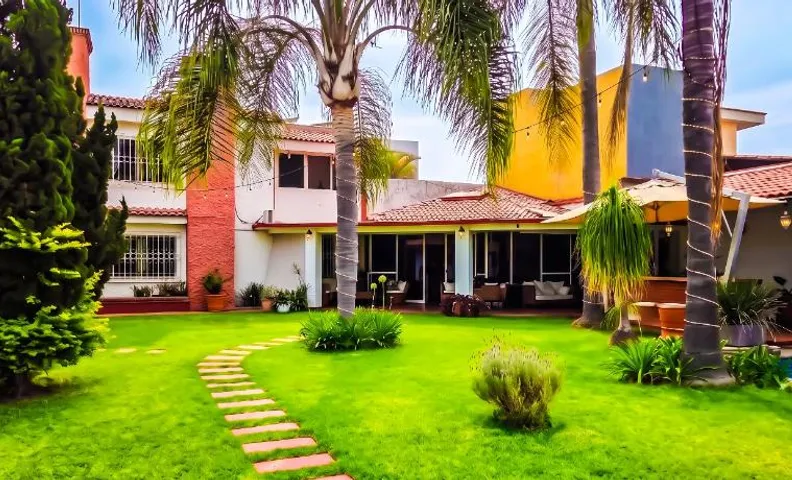Private Villa in Guadalajara with heated Swimming Pool
