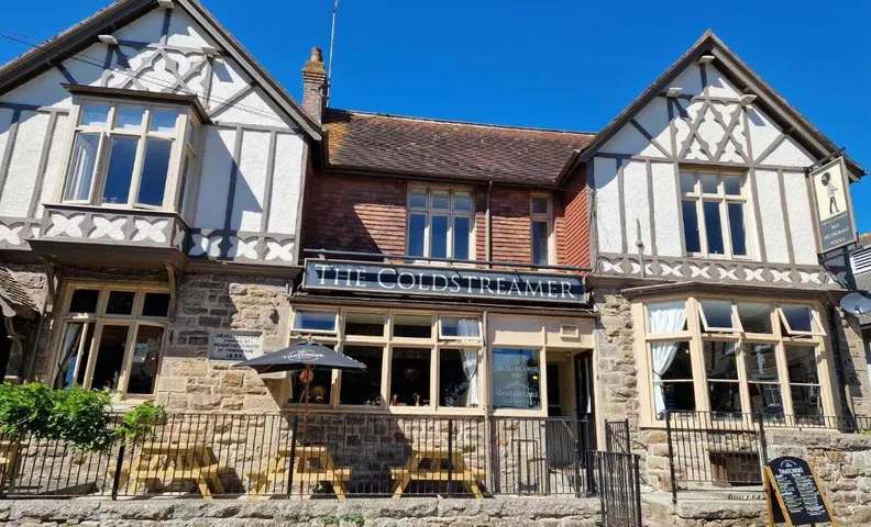 The Coldstreamer Inn