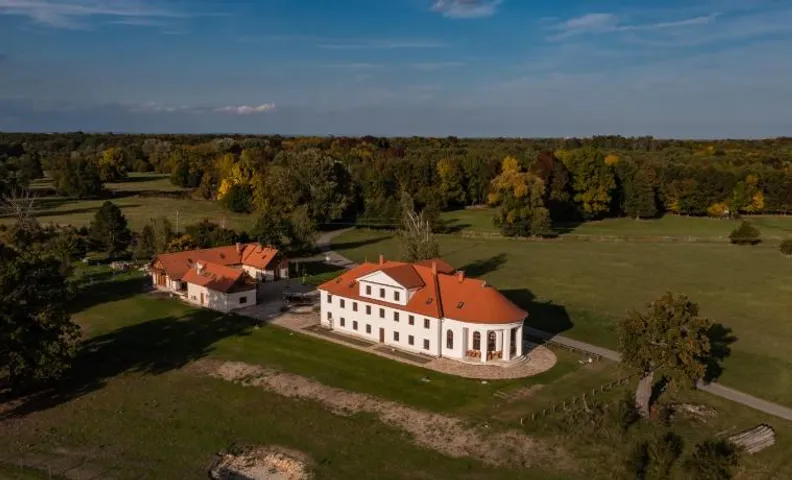 Zámeček - Chateau Lány - Depandance Stroodel