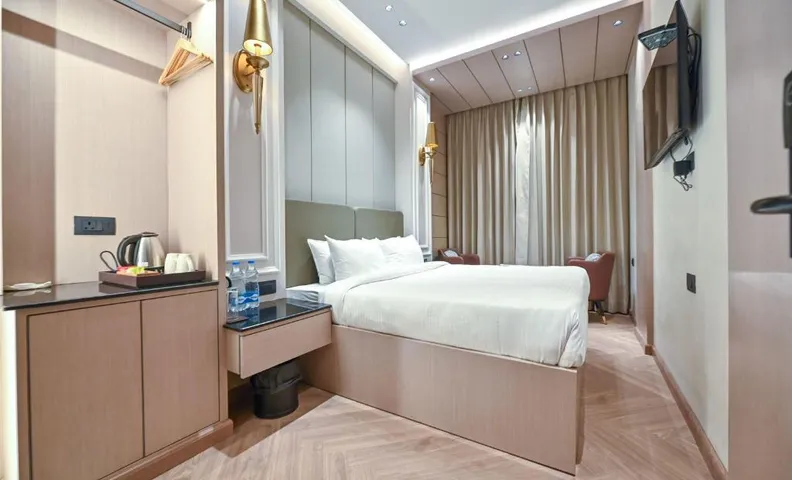 Hotel The Royal Placid