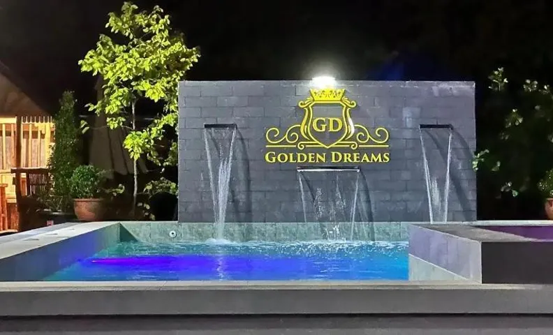 Golden Dreams Lodging Home