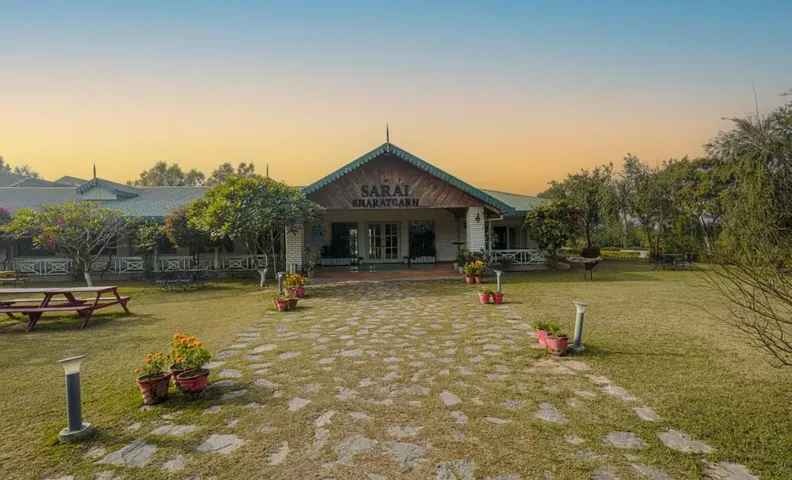 Hotel Sarai Bharatgarh