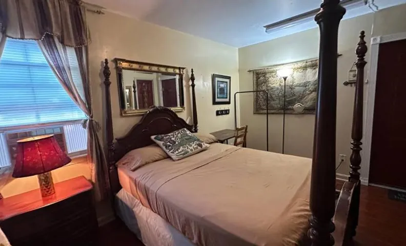 Virginia Beach Exclusive Del Mar Room
