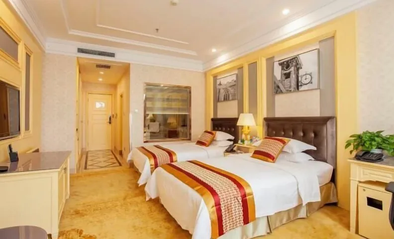 Qingping Hotel