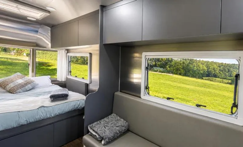 Luxury Couples Glamping Escape with Mountain Views