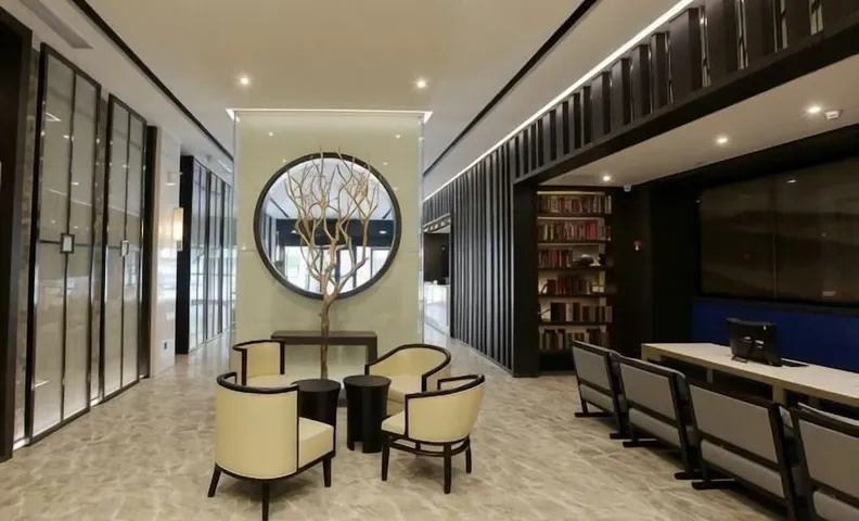 진장 인 셀렉트 팡창 따룬파 커머셜 스퀘어