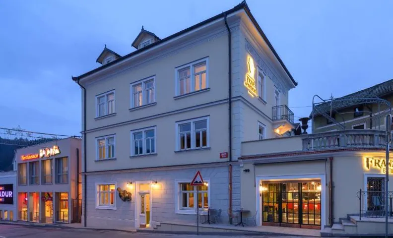 Franz Apartments