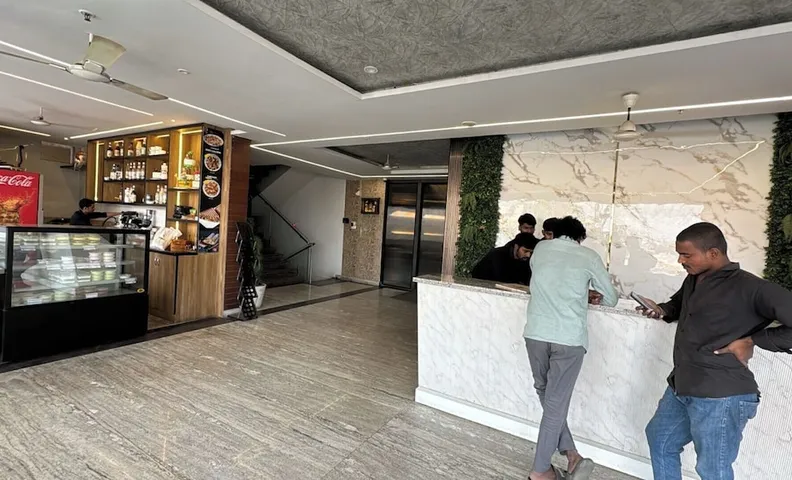 Hotel SN Grand