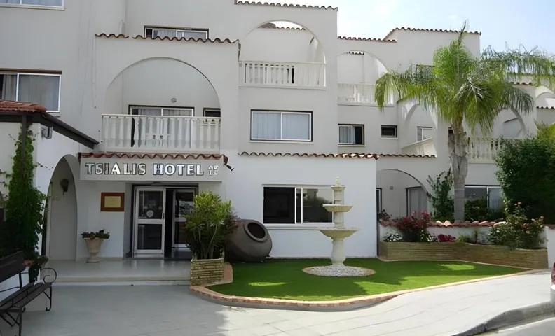 Tsialis Hotel Apartments