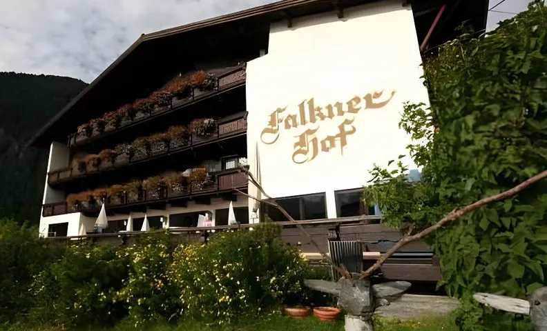Naturhotel Falknerhof