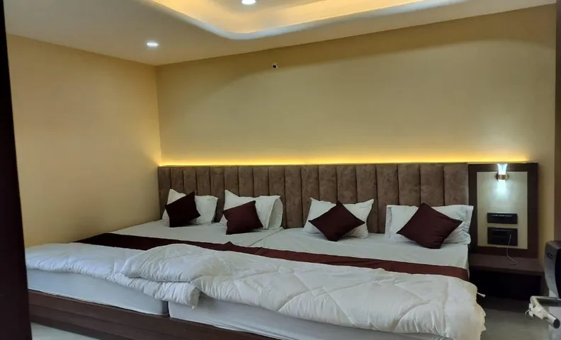 Hotel Shree Ji Silver