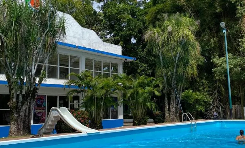 Hotel Playa Azul