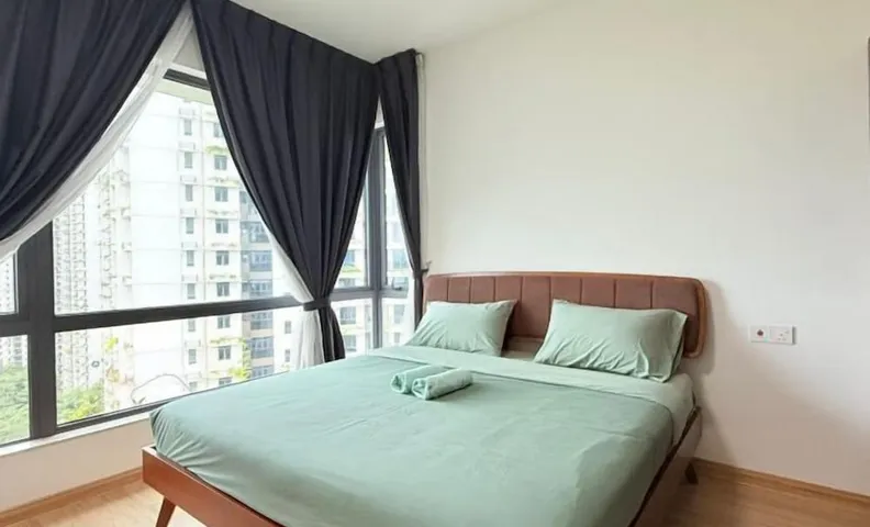 Seaview 2B1R 4pax Condo Forest City 4D-1809