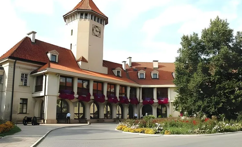 Hotel Zamek Pultusk Dom Polonii