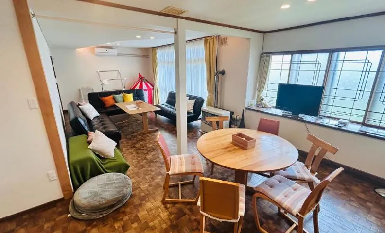 Higashikawa home