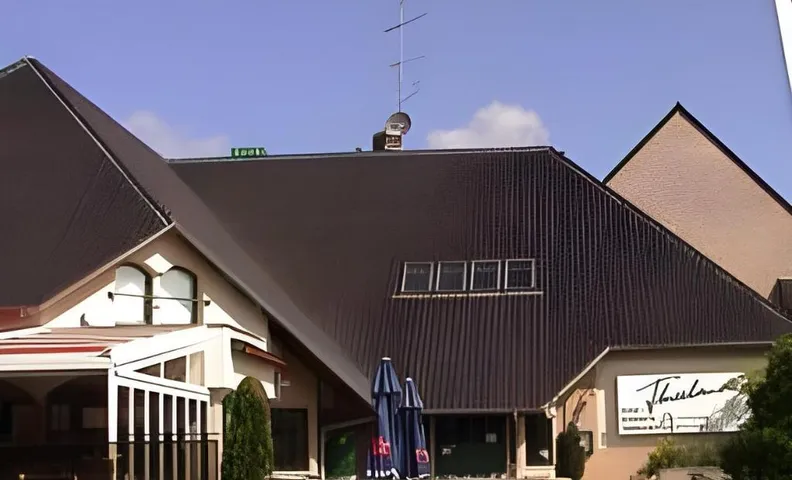 Threeland Hotel