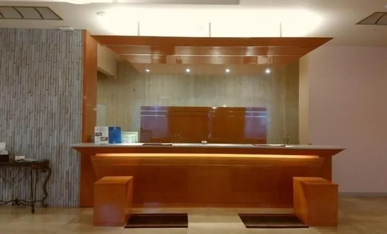 New Grand Hotel