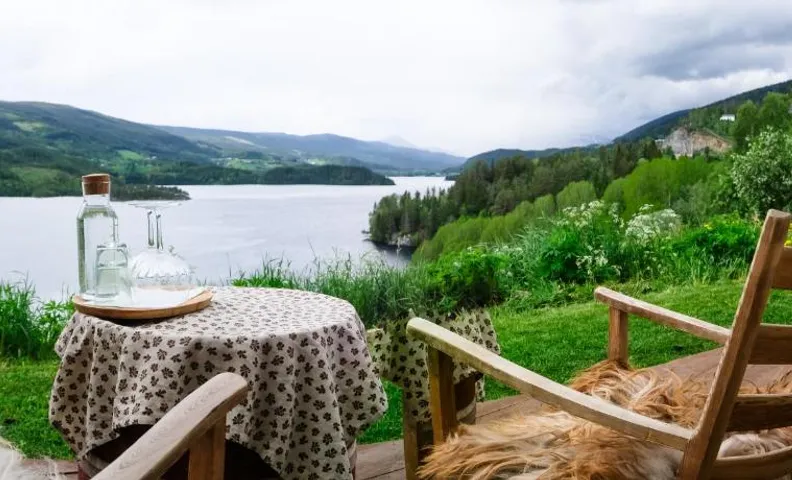 Cosy basement room, bathtub and sauna with a stunning view