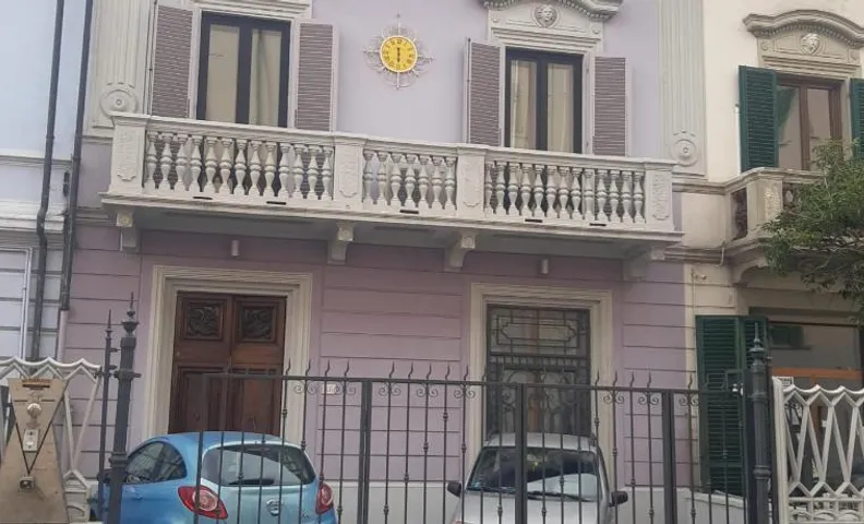 la villa dell'orologio