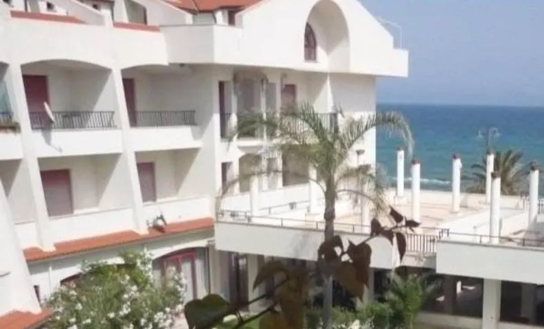 Hotel Lungomare Brancaleone