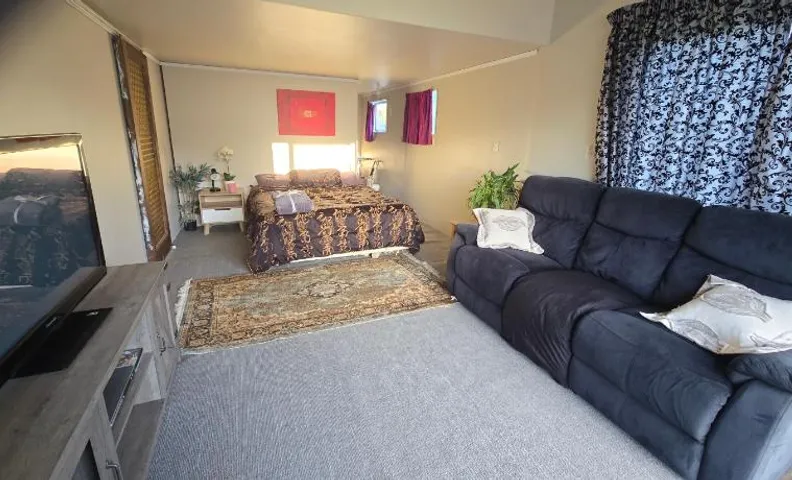 Rustic & Affordable Private Pit Stop - Te Horo Beach