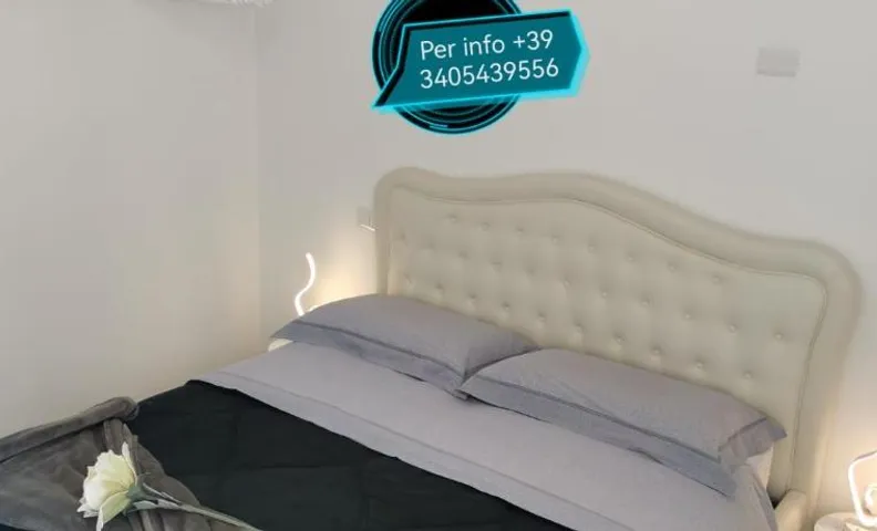 LONATE ROOM