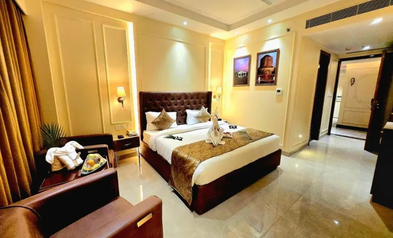 Hotel Regal Club and Resort