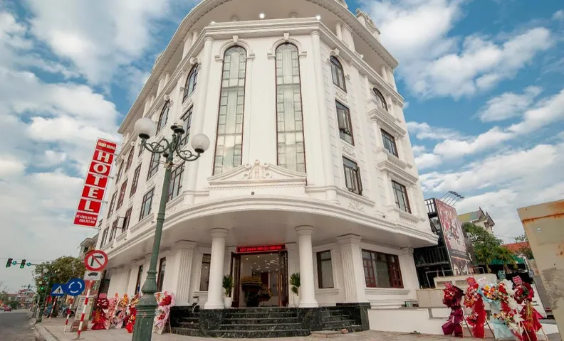 Riverside Quang Yen Hotel