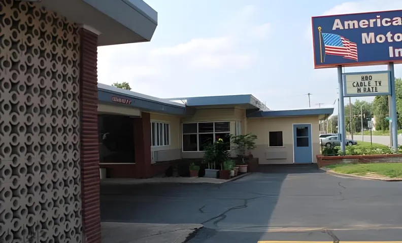 American Motor Inn - Rock Island