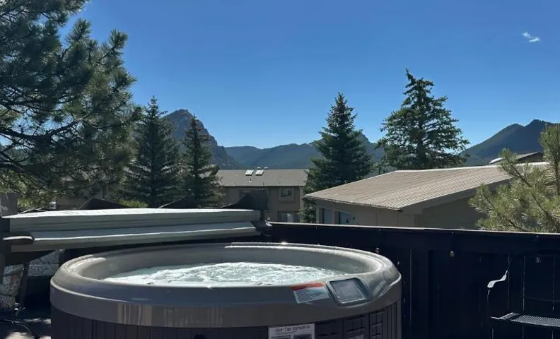Columbine Inn