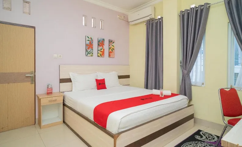 reddoorz syariah near lapangan dwiwarna barabai