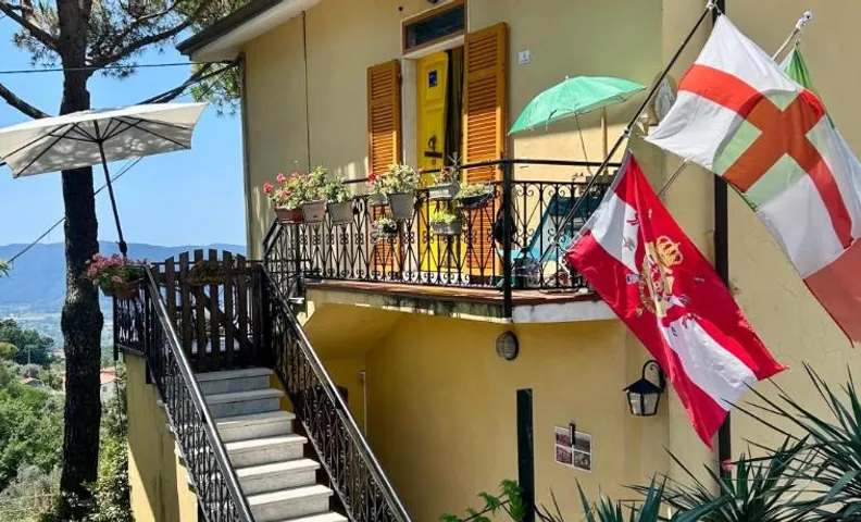 LA GINESTRA B&B