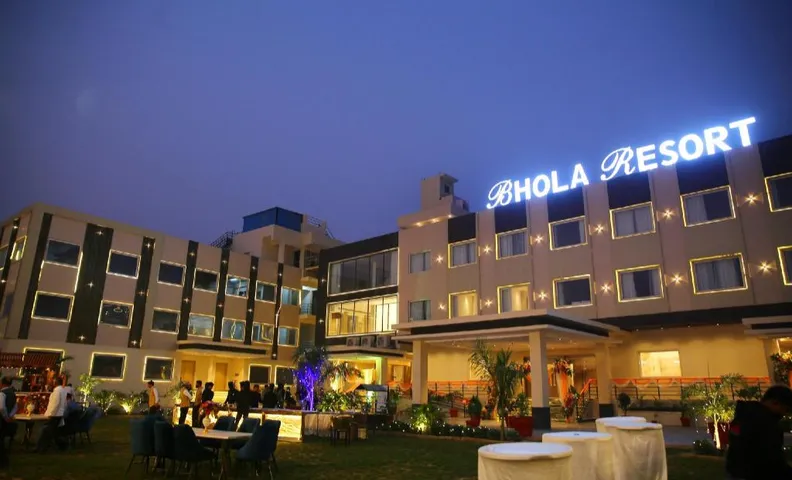 BHOLA RESORT