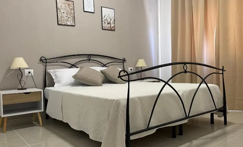 Mura Guest Room