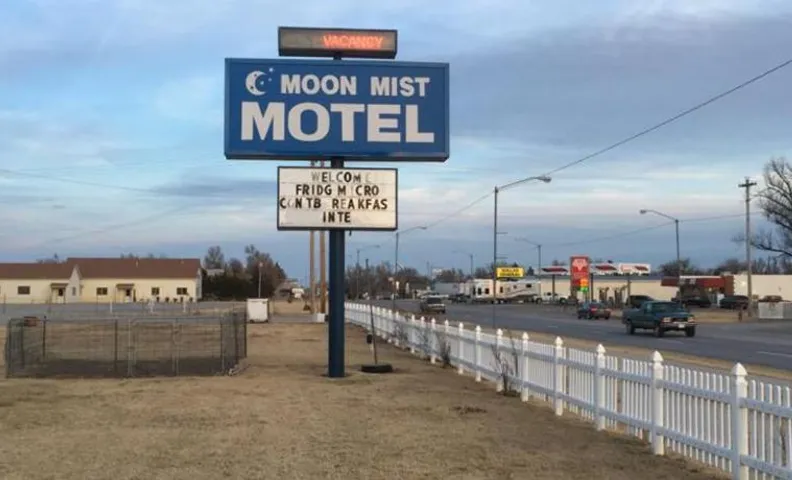 Moon Mist Motel