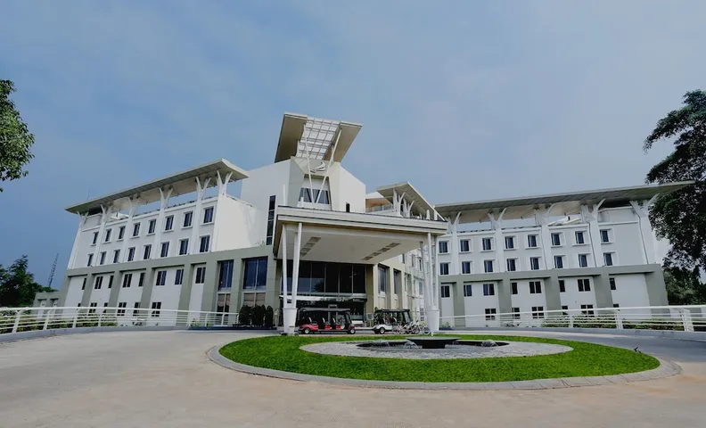 더 로열 크라카타우 호텔