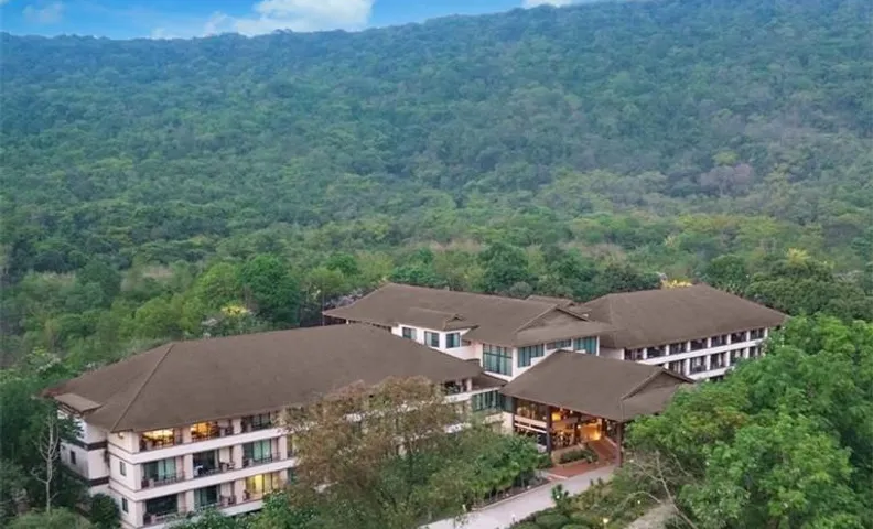 Hillside Country Home Golf & Resort