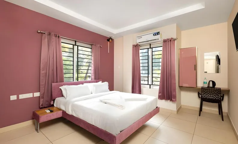DELTA SUITES BY ADDON