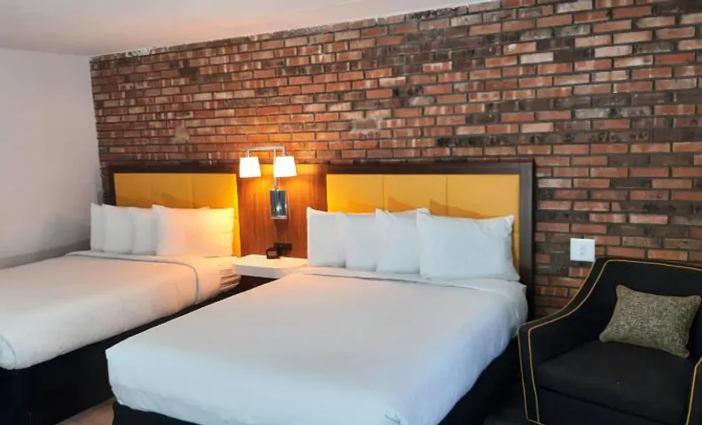 Penn Lodge Hotel & Suites Philadelphia - Bensalem