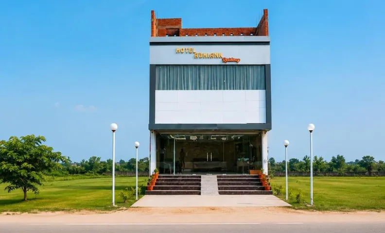 HOTEL ABHIANK RESIDENCY RESTAURANT & BANQUET HALL