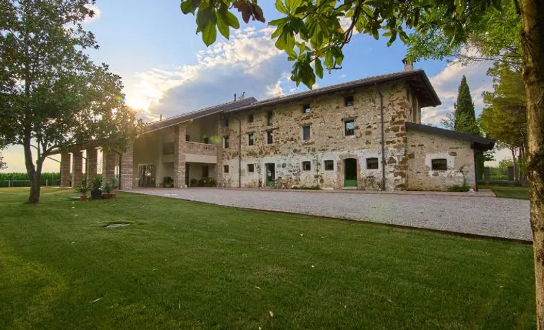 Casale San Pietro