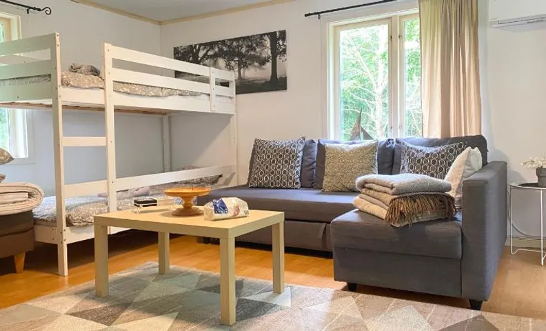 Garden View vacation home in Granna