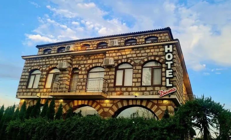 Hotel Divna