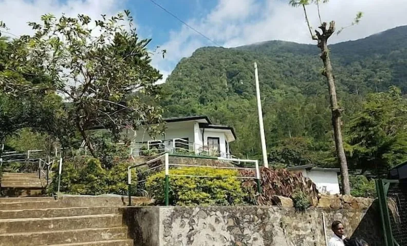 로열 에코 리조트