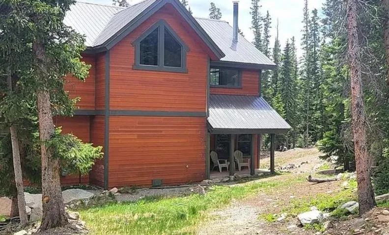 Mountain Modern 4 Bedroom Cabin on Hiking Trails