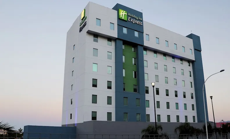 홀리데이 인 익스프레스 과이마스 바이 IHG