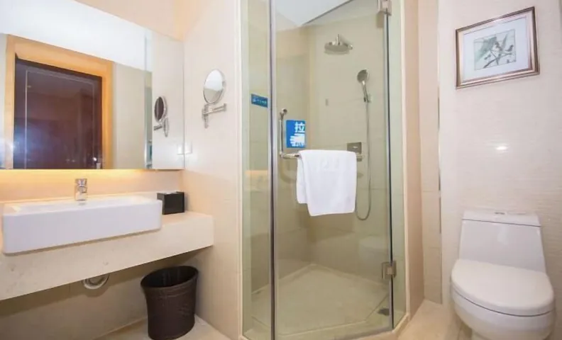 Celebrity Hotel