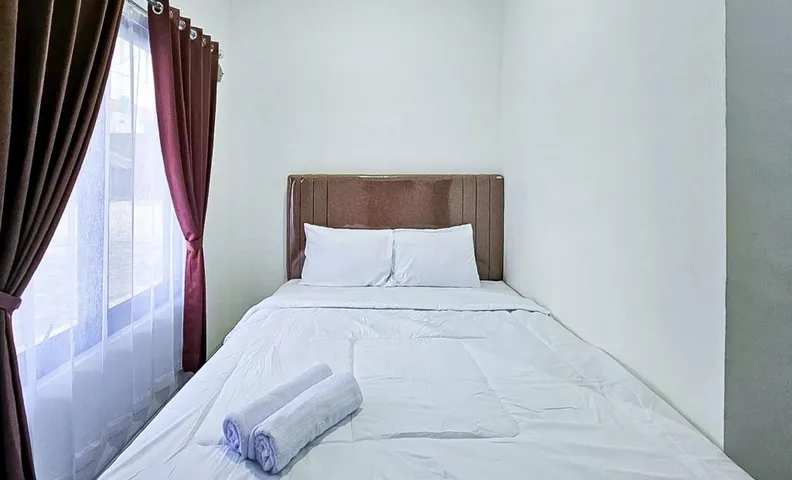 Urbanview Syariah Cahaya Guest House
