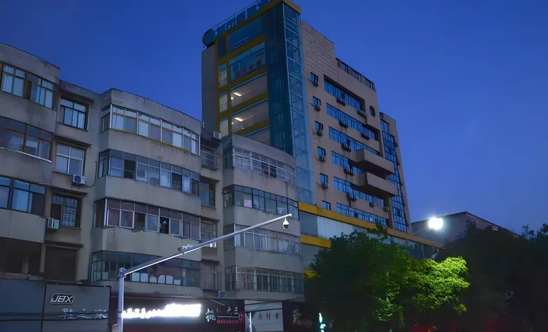 시티 컴포트 인 샹양 자오양 광우 로드